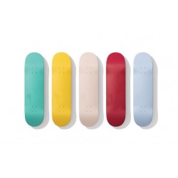 SET PANTONE / GLOBE 2020 - LOT N° 110 