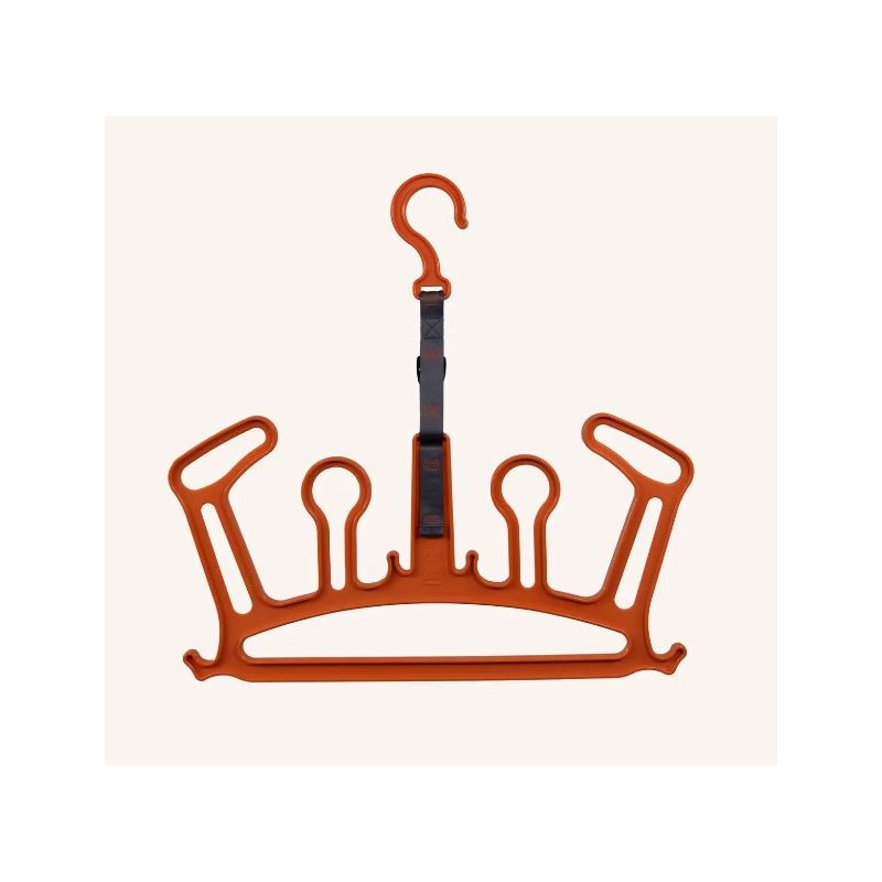 Wetsuit hanger - C-MONSTA